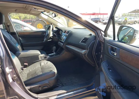 2016 Subaru Outback 3.6R Limited из США, поврежденный, VIN 4S4BSENC2G3274937